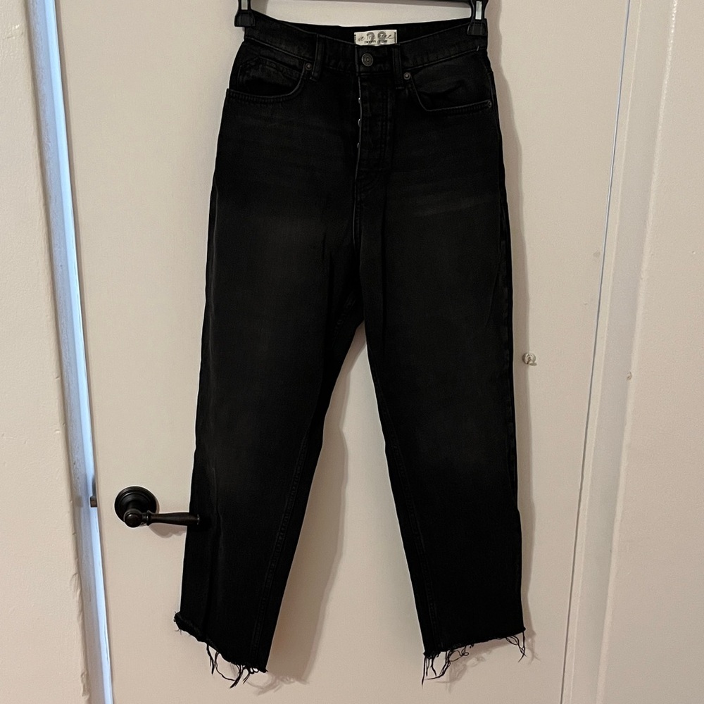 We The Free Black Cropped Jeans